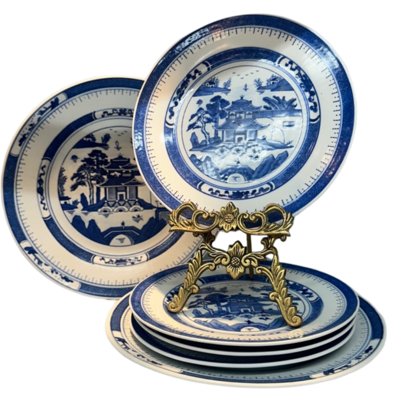 Blue Willow Dessert Plate Set